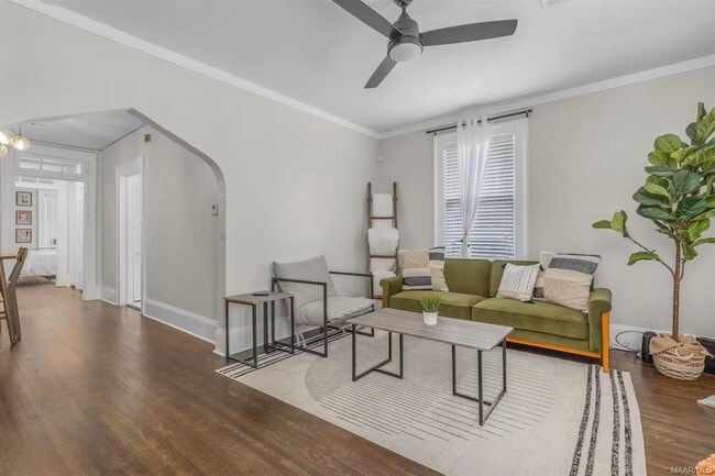 Building Photo - 1421 S Hull St Rental