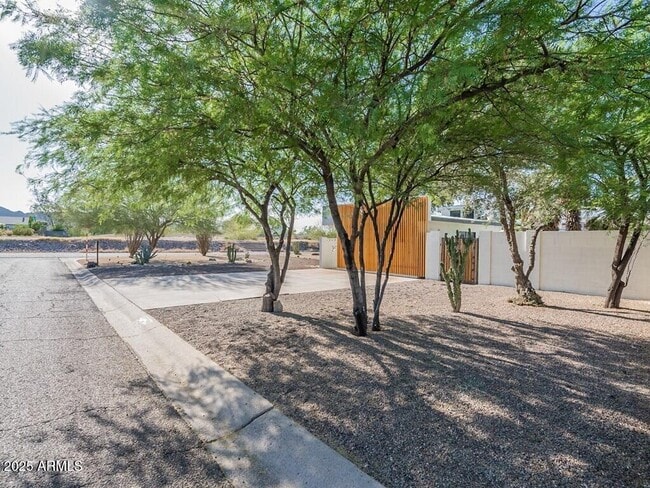 Photo - 3302 E Turquoise Ave