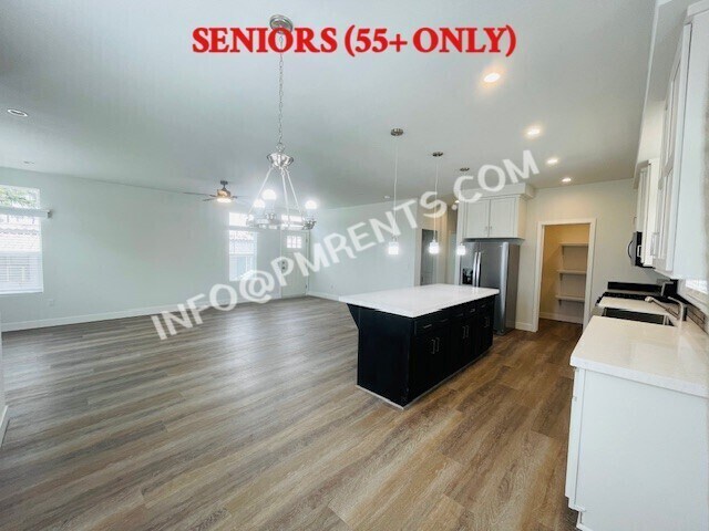 Photo - 141 Douglas Dr