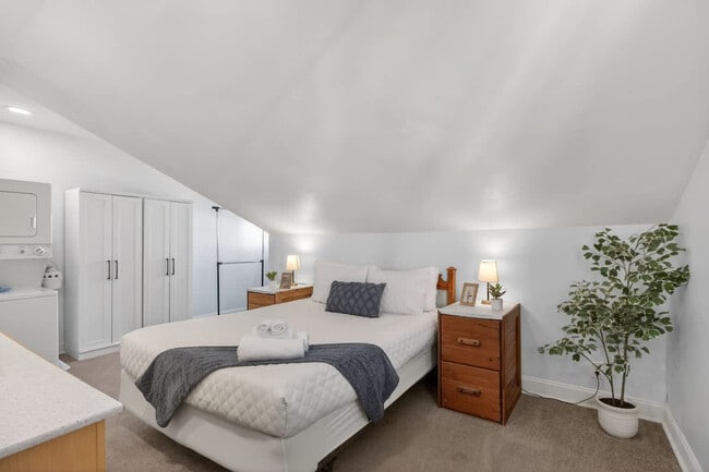 1427 W Ocean View Ave Unit SI FL2-ID1533636P