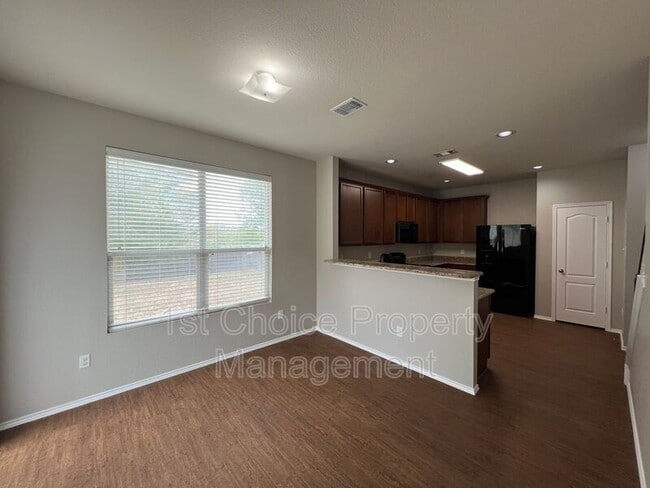 Photo - 8453 Shallow Creek Dr