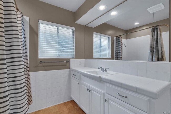 Photo - 43 Coronel Plaza