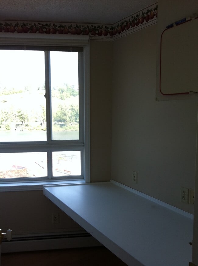 110 2 Av SE Unit 408