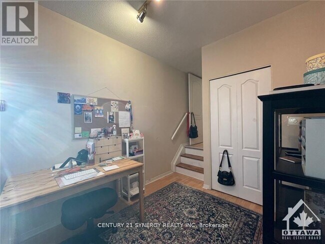 Photo - 450 MacLaren St Unit 8