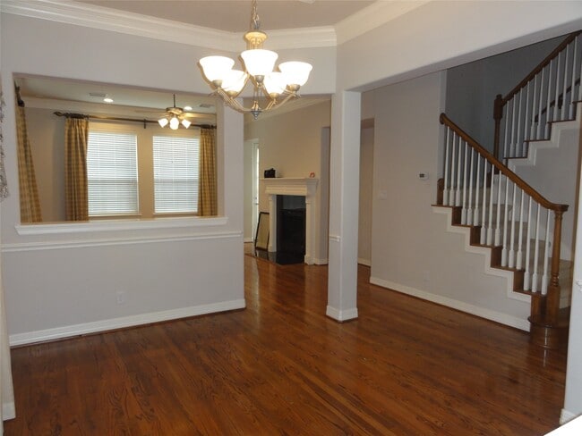 Photo - 3211 Holly Crossing Dr