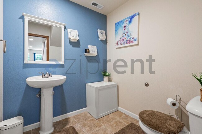 Photo - Unit