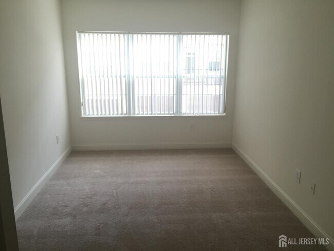 Photo - 143 Gawron Ct