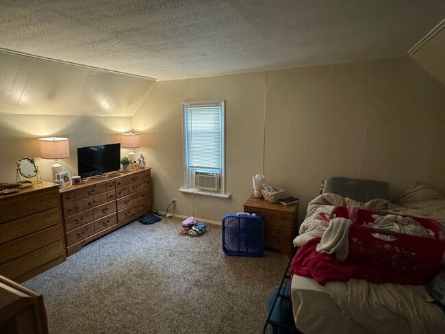 Photo - 106 Cottage St
