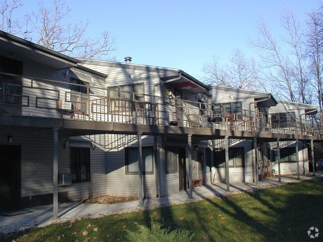 Building Photo - 1729 N High Point Rd Unit 9 Rental
