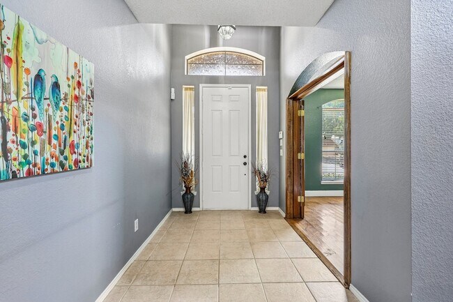 1910 Bentwood Ct