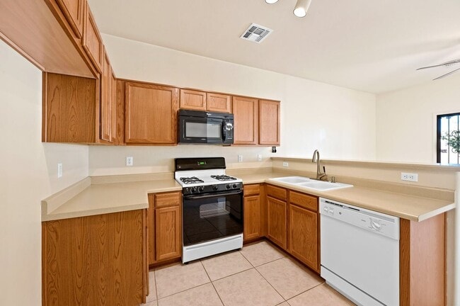 Photo - 8254 W Kerr St