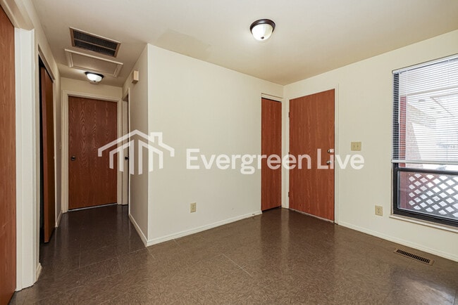 Photo - 8409 Schoolgate Dr