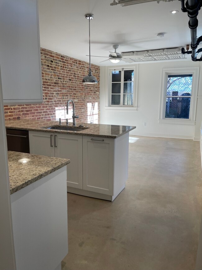 Photo - 1713 Park Ave Unidad Terrace