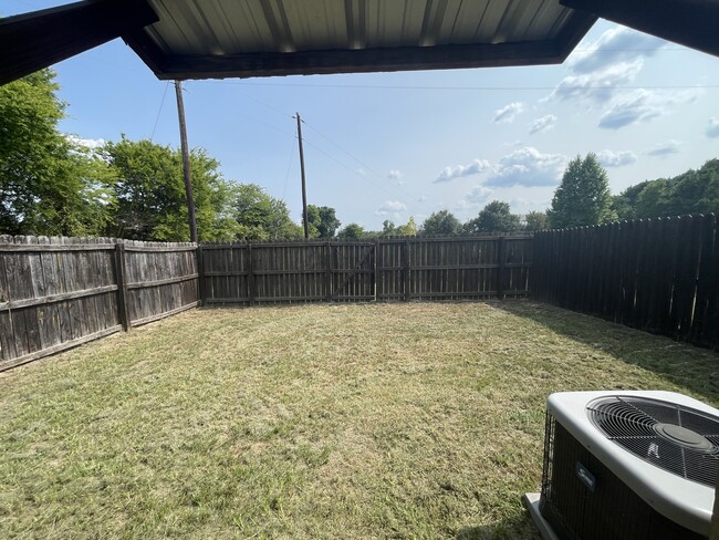 Photo - 501 FM 315