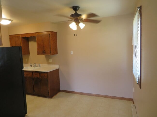 Photo - 700 W State St Unit 700 Apt#6