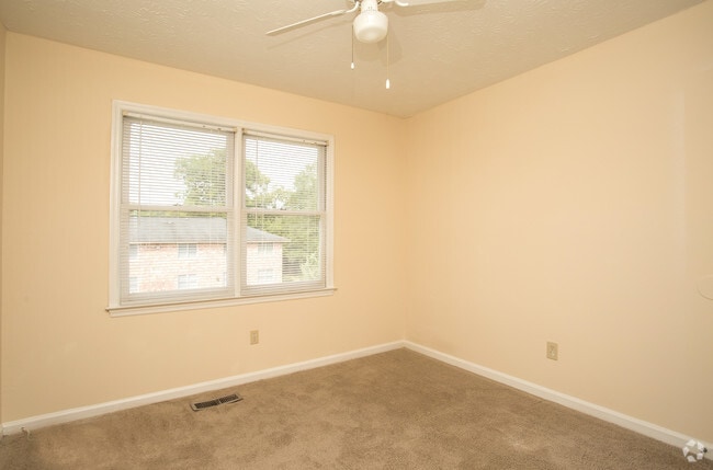 2BR, 1.5BA - 1,100 SF - Northcreek
