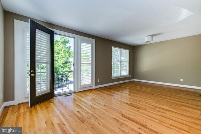 Photo - 11519 Waterhaven Ct