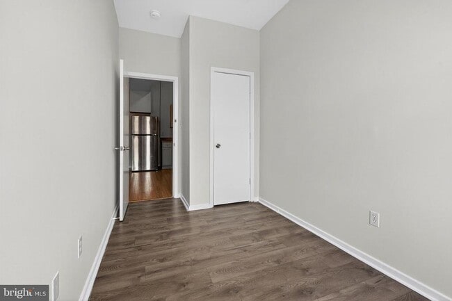 Photo - 1918 W Diamond St