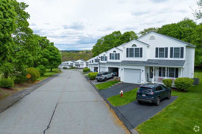 Primary - Meadowview Apartments