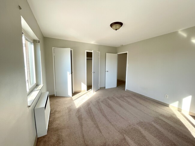 Savoy Bedroom - Savoy Apartments