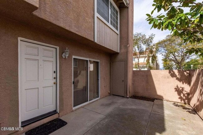 Photo - 5200 Columbus Pl