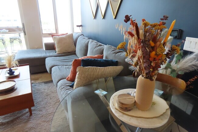 Photo - 332 Newark Ave Unidad 6C