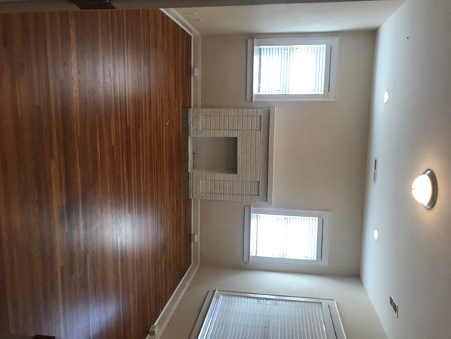Photo - 403 8th Ave Unidad 1
