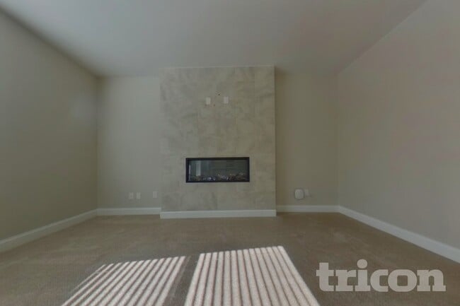 Photo - 73 Leyland Ct