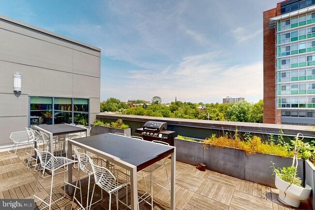 Photo - 301 McMechen St