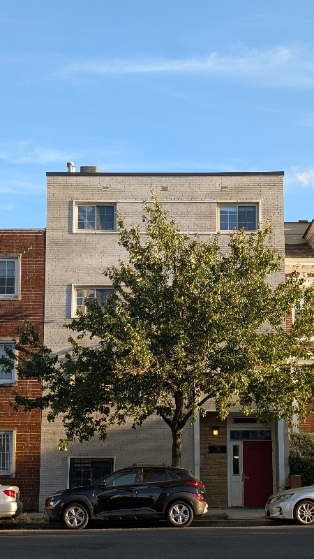 Photo - 718 Park Rd NW Unit 4