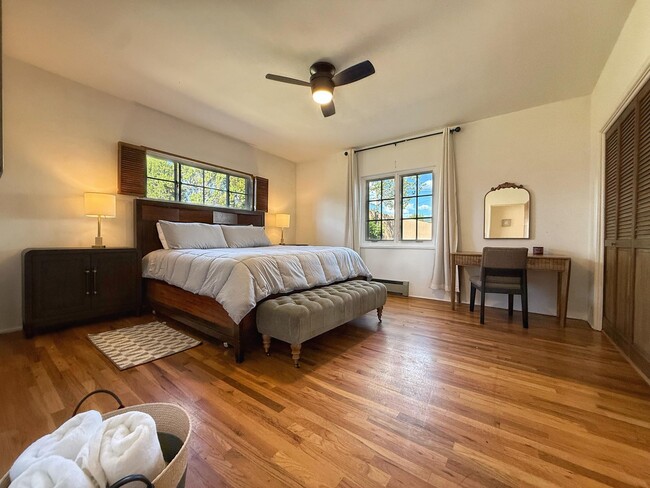 Photo - 1325 Don Gaspar Ave