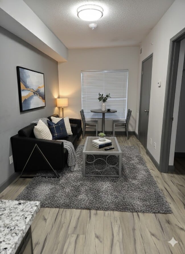 Photo - 258B-258B Sunview St