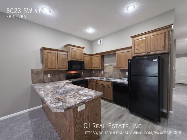 Photo - 8023 SW 4th-