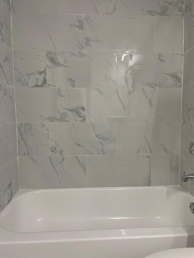 Photo - 1450 SW 8th Ct