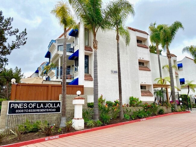Building Photo - FOR RENT 2BR/2BA 900 SF Charming Renovated Condo In UTC Unit 3H