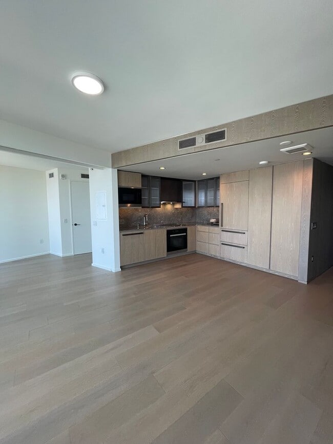 Photo - 2217 Unit 3003