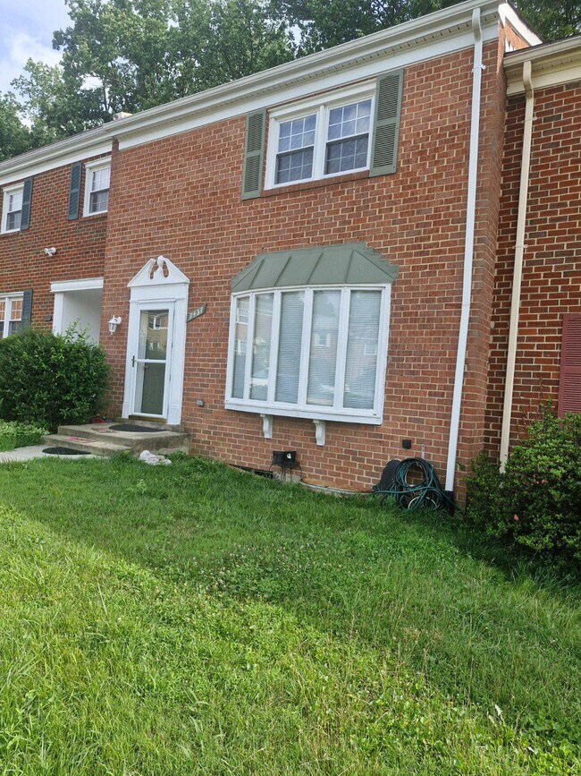 Photo - 7437 Jayhawk St