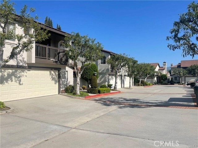 Building Photo - 2157 E Badillo St Rental