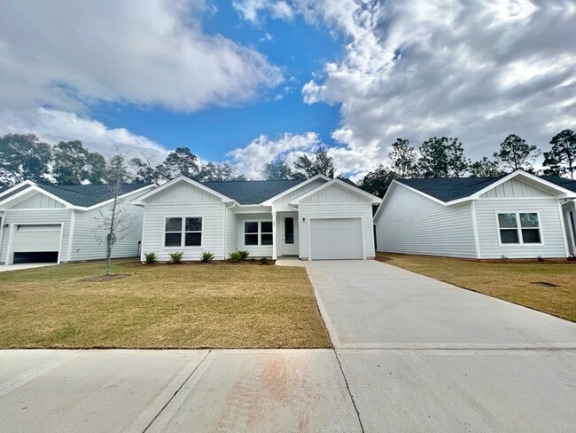 Photo - 103 Bradford Ct