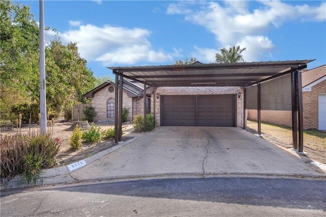 Photo - 17 Pin Oak Rd