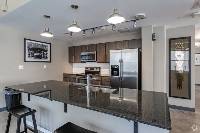 Community Room - The Palace Apartments