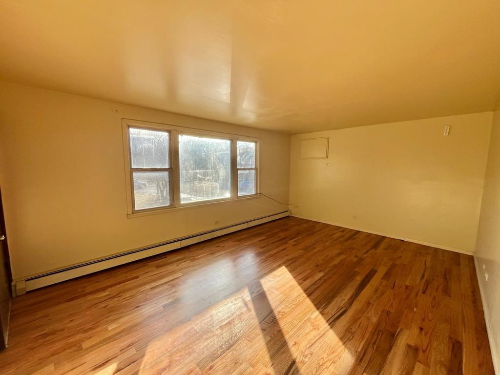 Photo - 13507 Seeley Ave