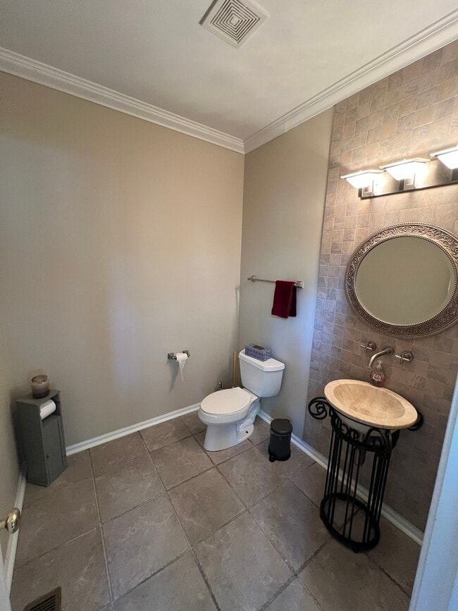 Photo - 9699 Fairfield Rd