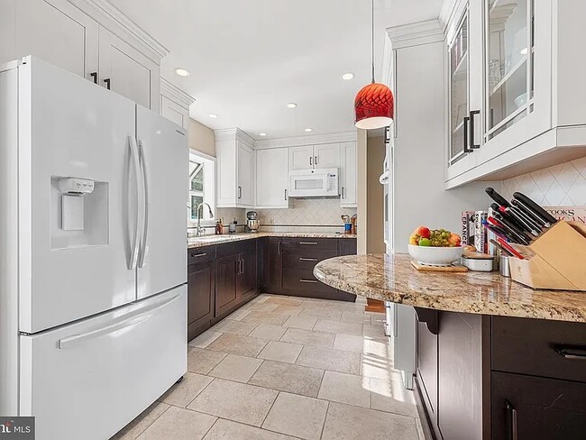 Photo - 13 Lopatcong Dr