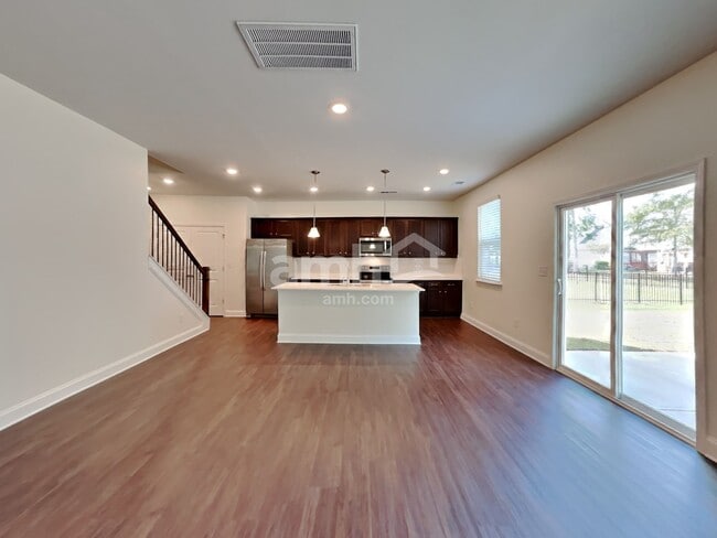 Photo - 11126 Hazel Gdns Dr