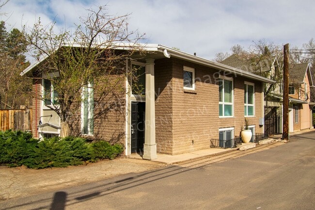 Building Photo - 419 W Mountain Ave Unit #3