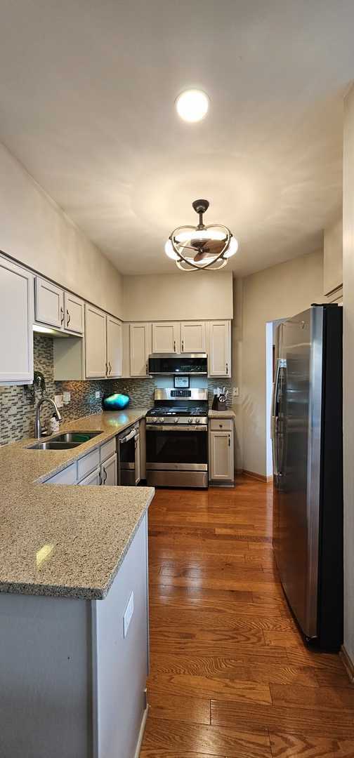 Building Photo - 112 S Barton Trail Rental