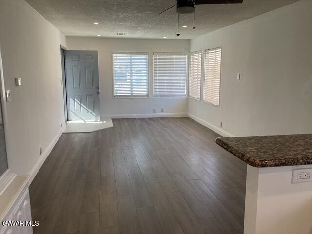 Photo - 45034 Redwood Ave