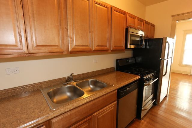 Photo - 4716 N Racine Ave Unit E3