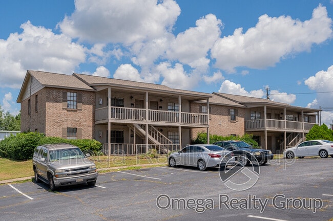 Building Photo - 901 25th Ave Unit Apt A4